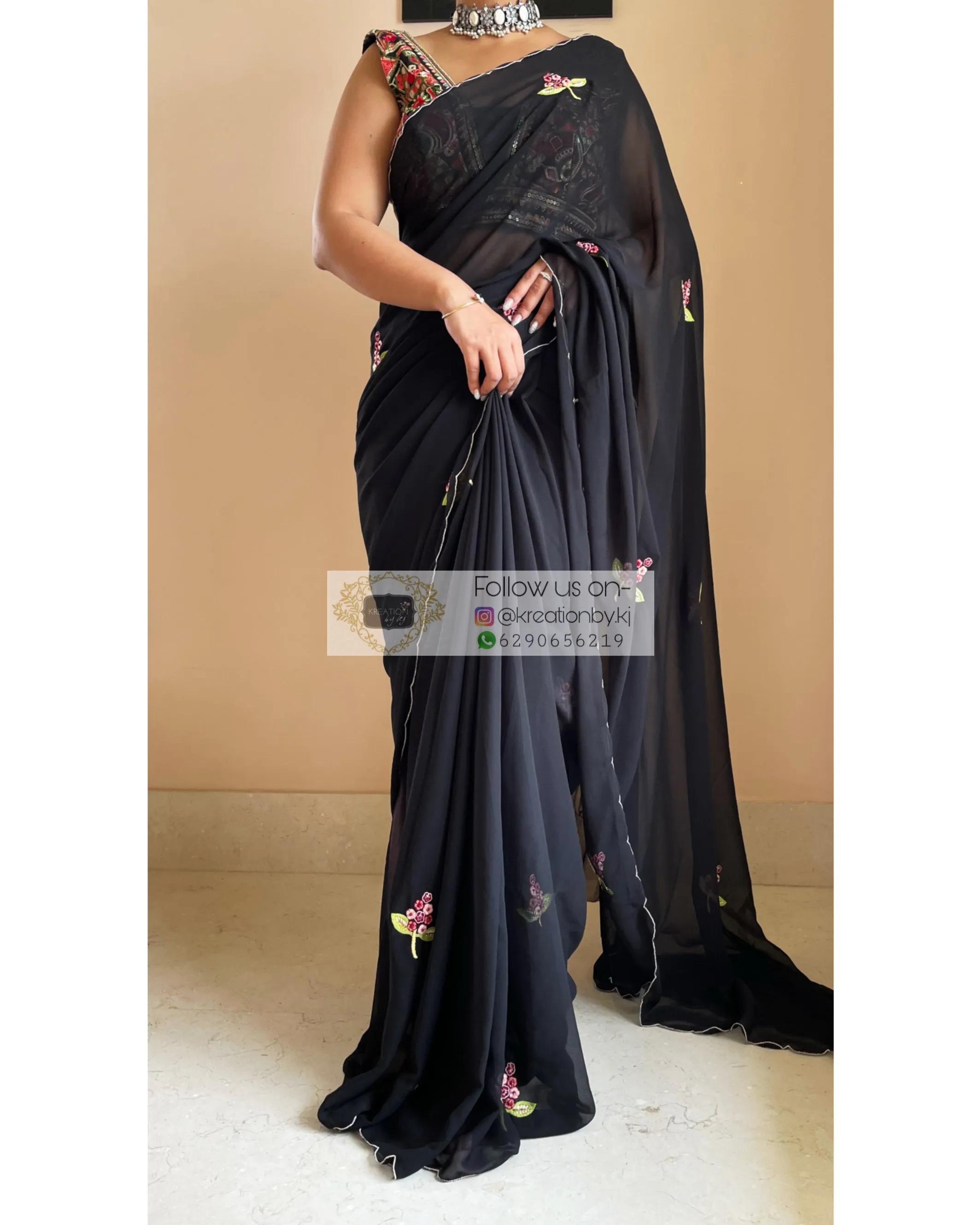 Black Daisies on My Mind Saree