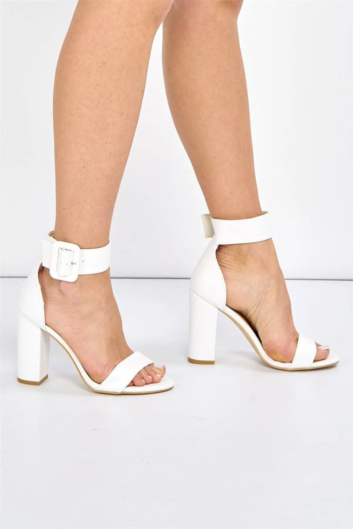 Como Anklestrap Block Heel Sandal in White