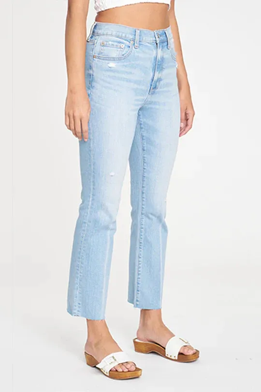 Daze Shy Girl Light Wash Jean