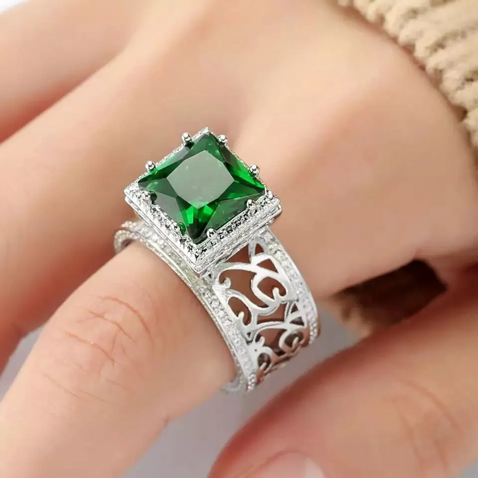 Emerald Engraved Ring