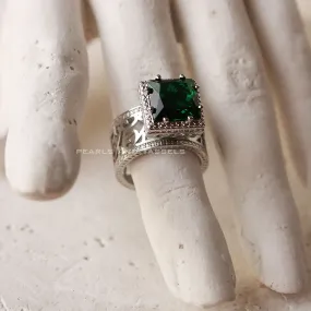 Emerald Engraved Ring