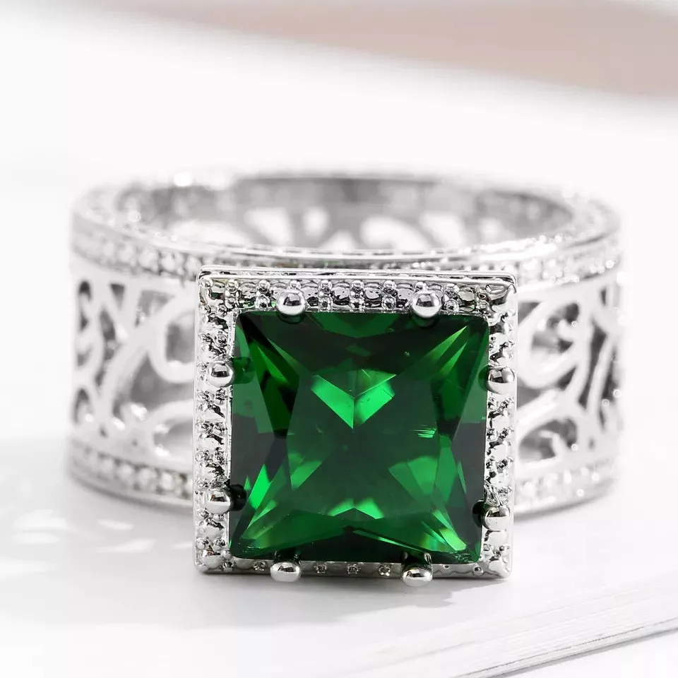 Emerald Engraved Ring