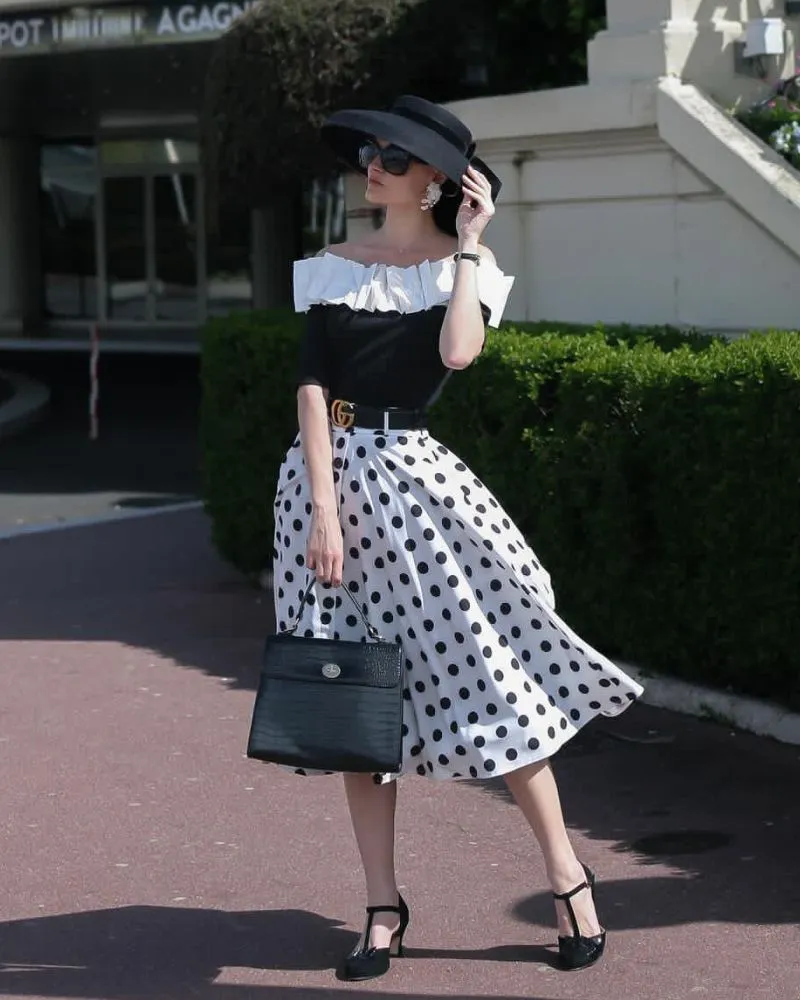 Fans Look of Polka Dots Swing Skirt with Belt Elastic High Waist Buttons Decorated Skirt