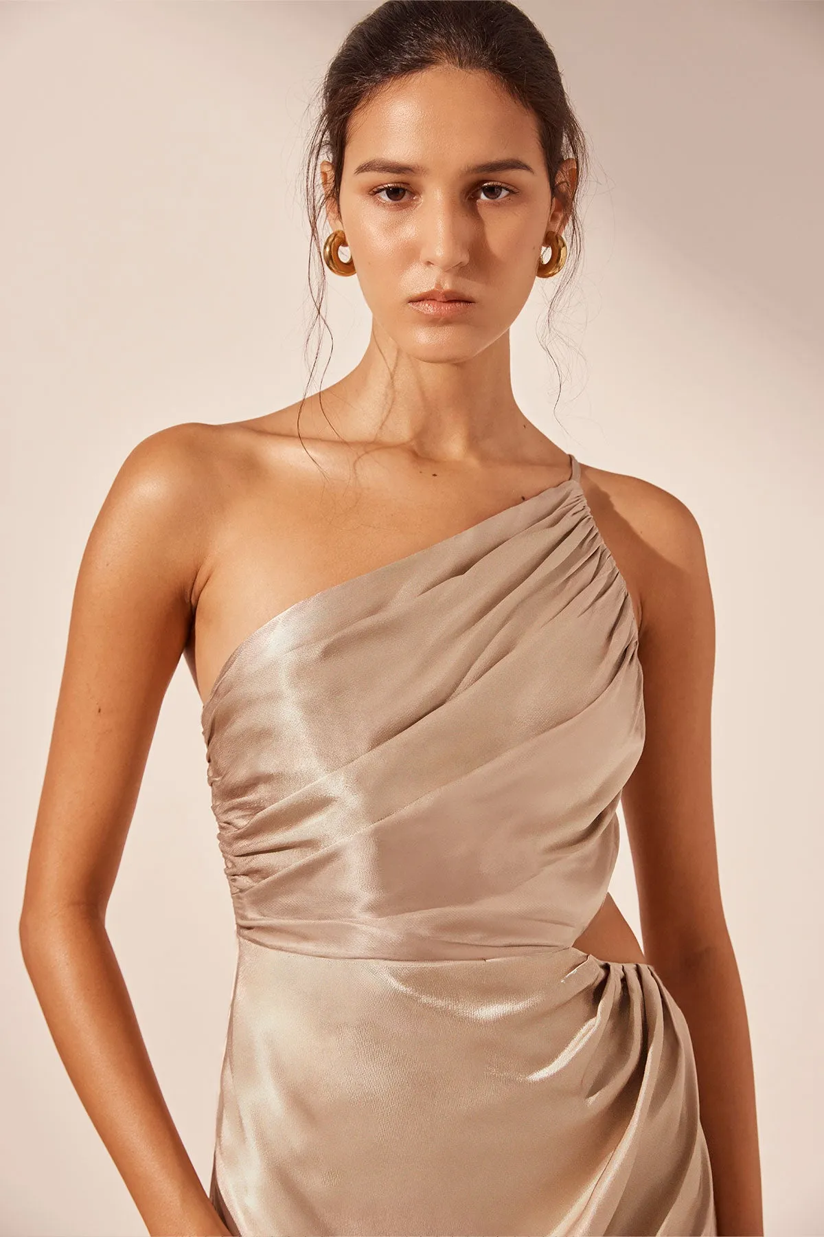 LA LUNE ASYMMETRICAL GATHERED MAXI DRESS - GOLD