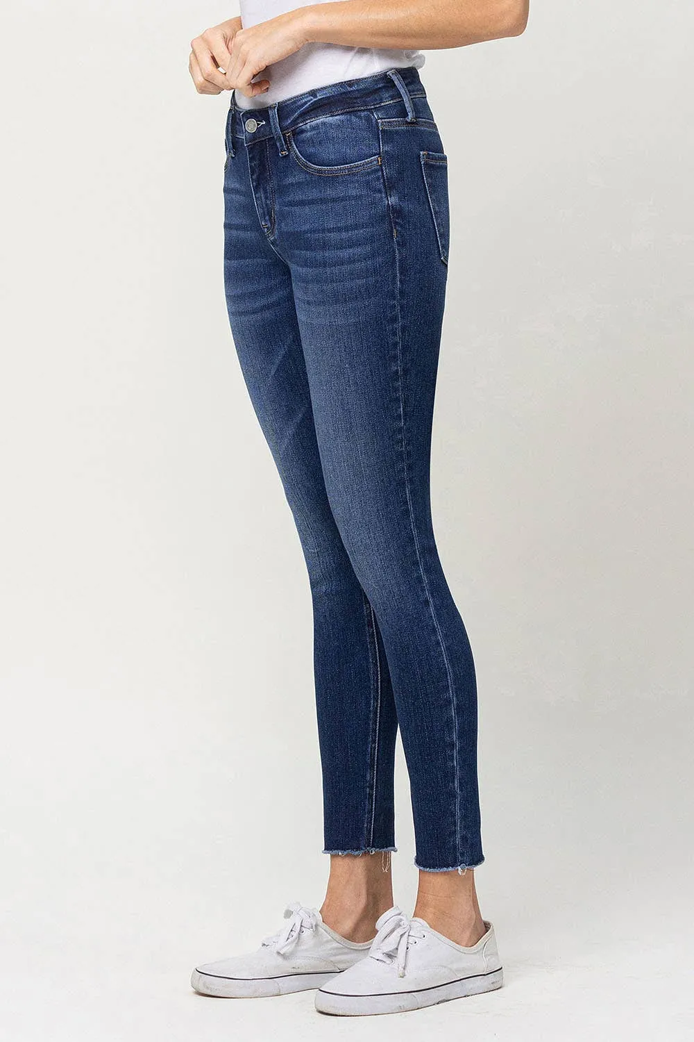 MID RISE CROP SKINNY