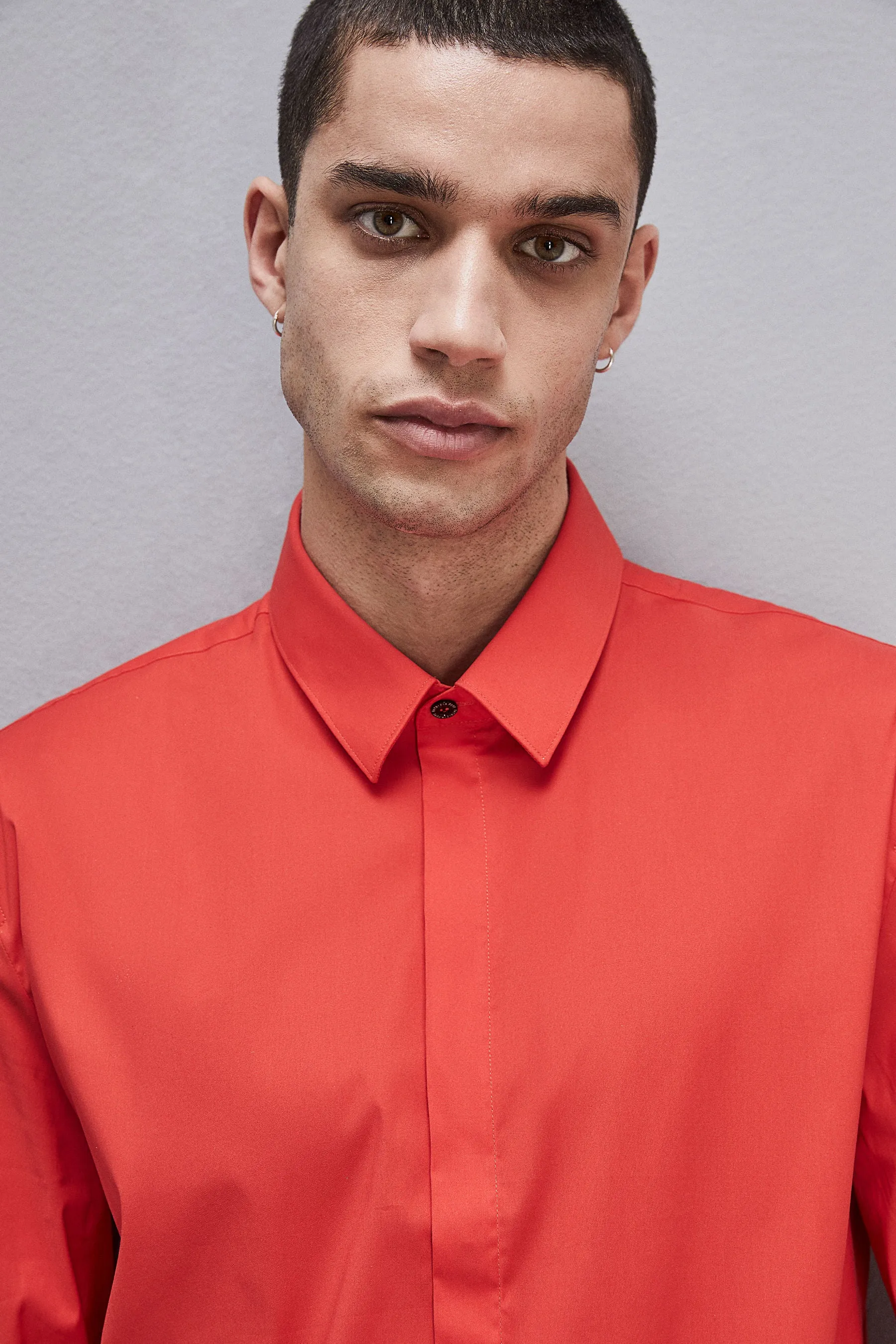 Rhapsody Red Fitted shirt without pleats in viscose twill