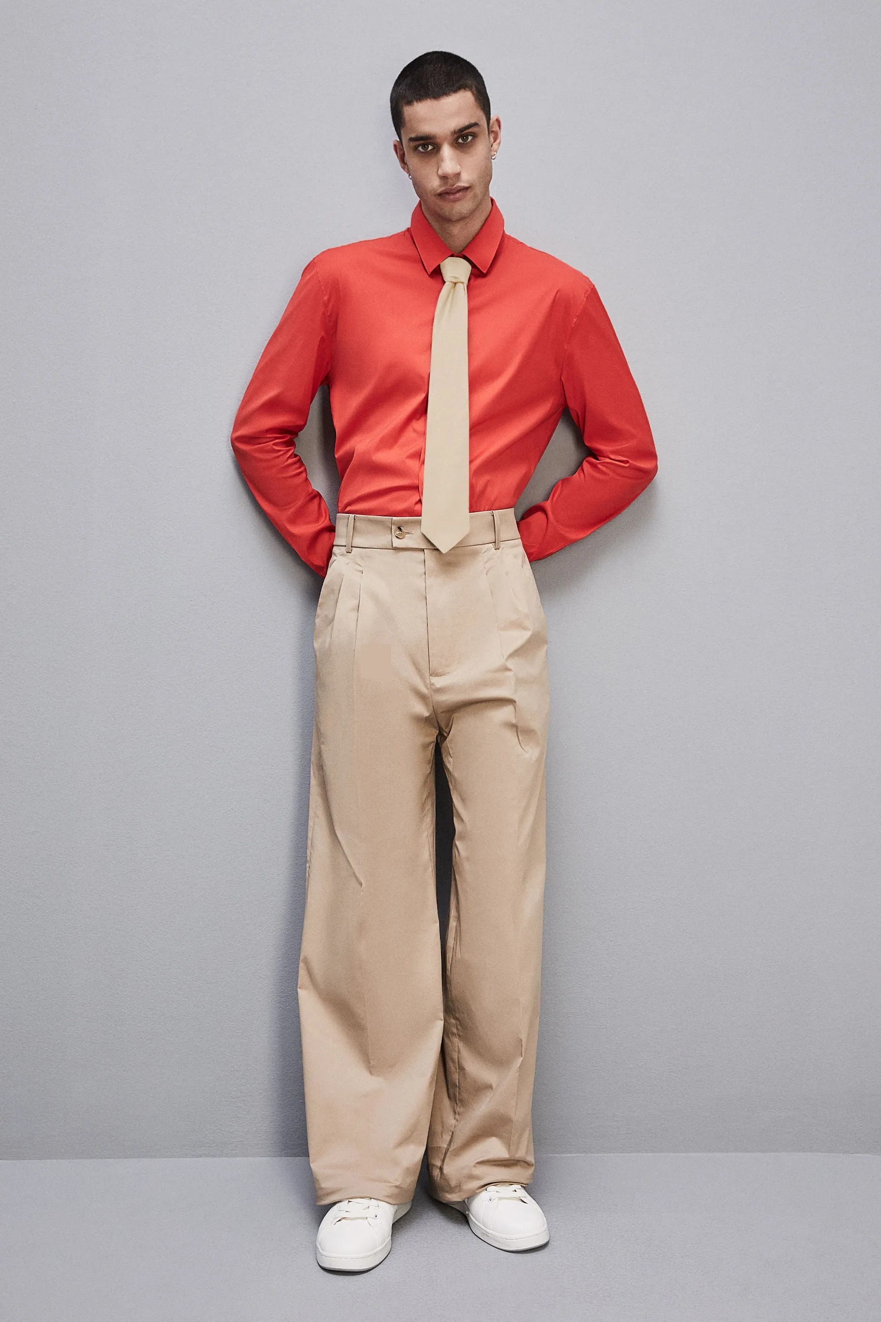 Rhapsody Red Fitted shirt without pleats in viscose twill