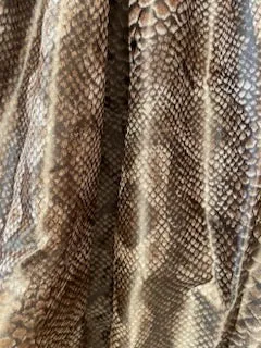 Snakeskin look, Taffeta Ballskirt