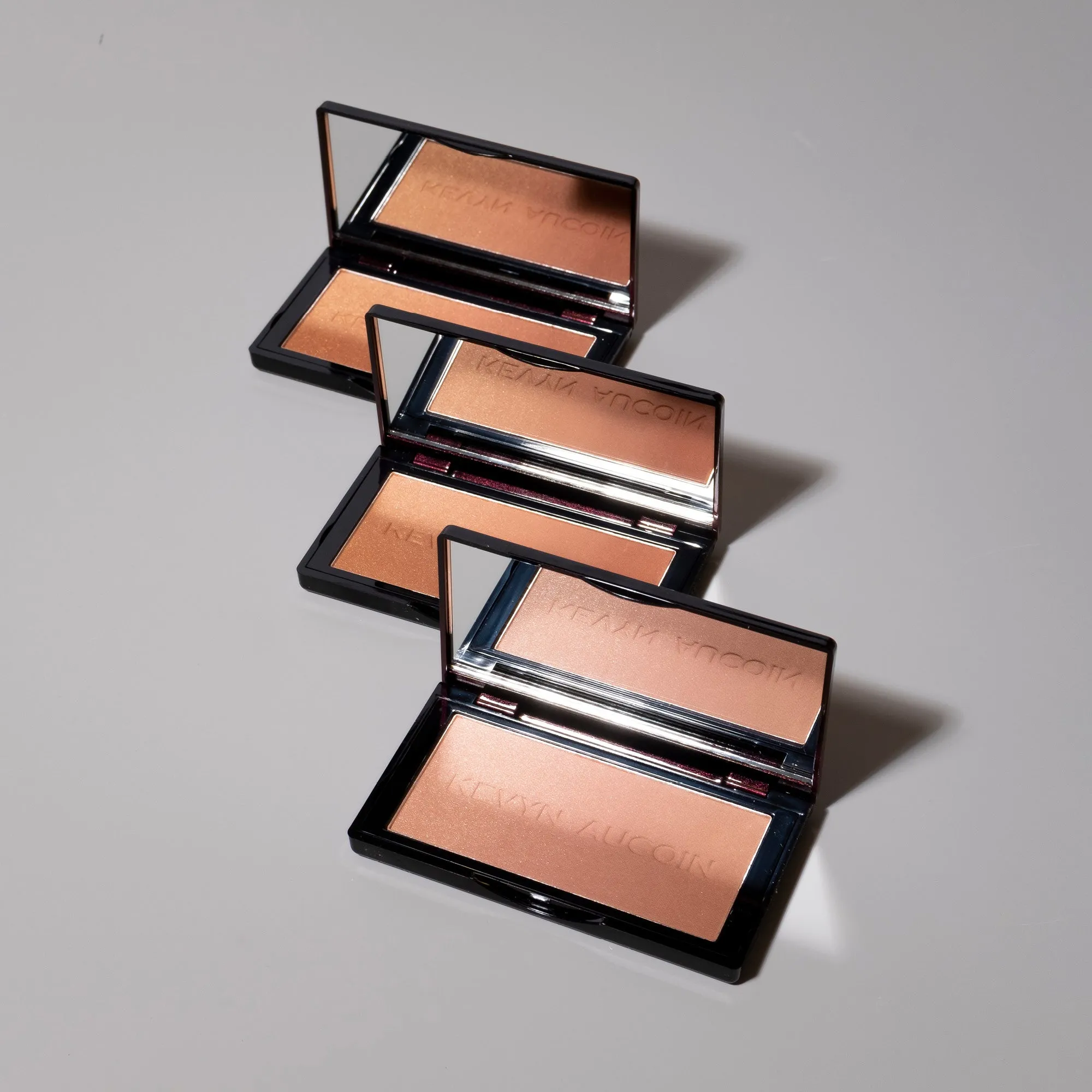 The Neo-Bronzer