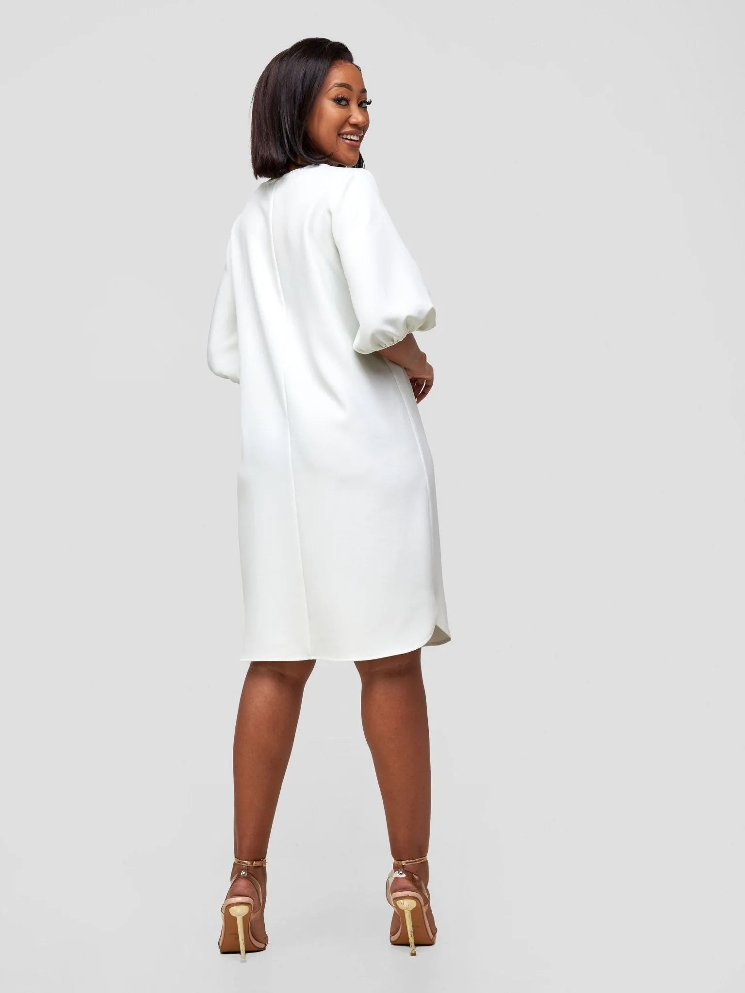 Vivo Sia 3/4 Bishop Sleeve Shift Dress (Petite) - White